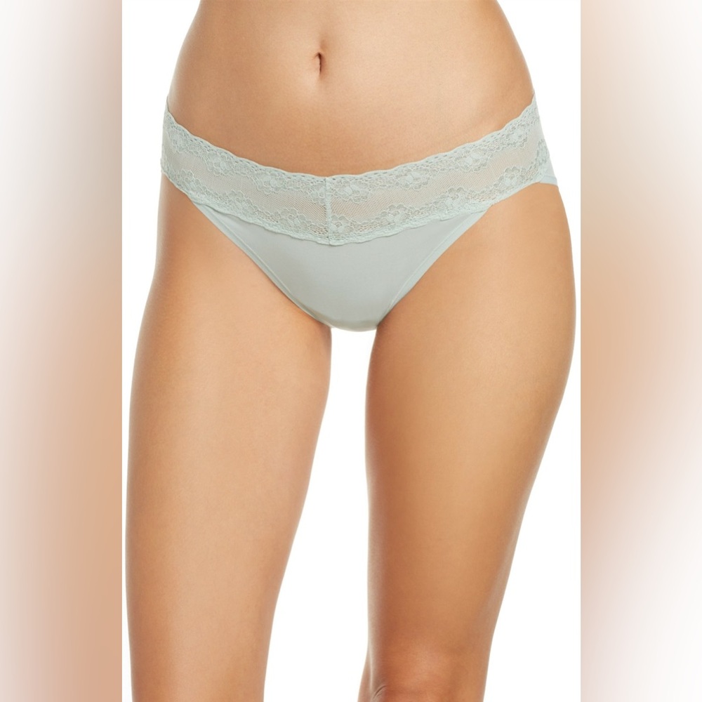 NATORI Bliss Perfection Lace-Waist Bikini - Picture 2 of 9